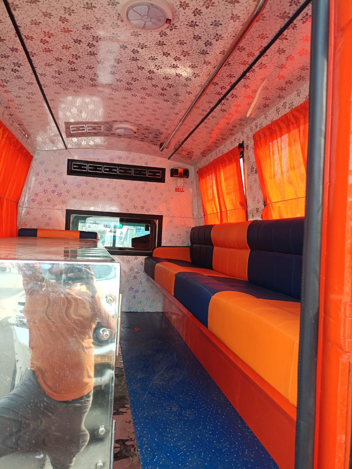 Lucknow Ambulance Service Freezer Box