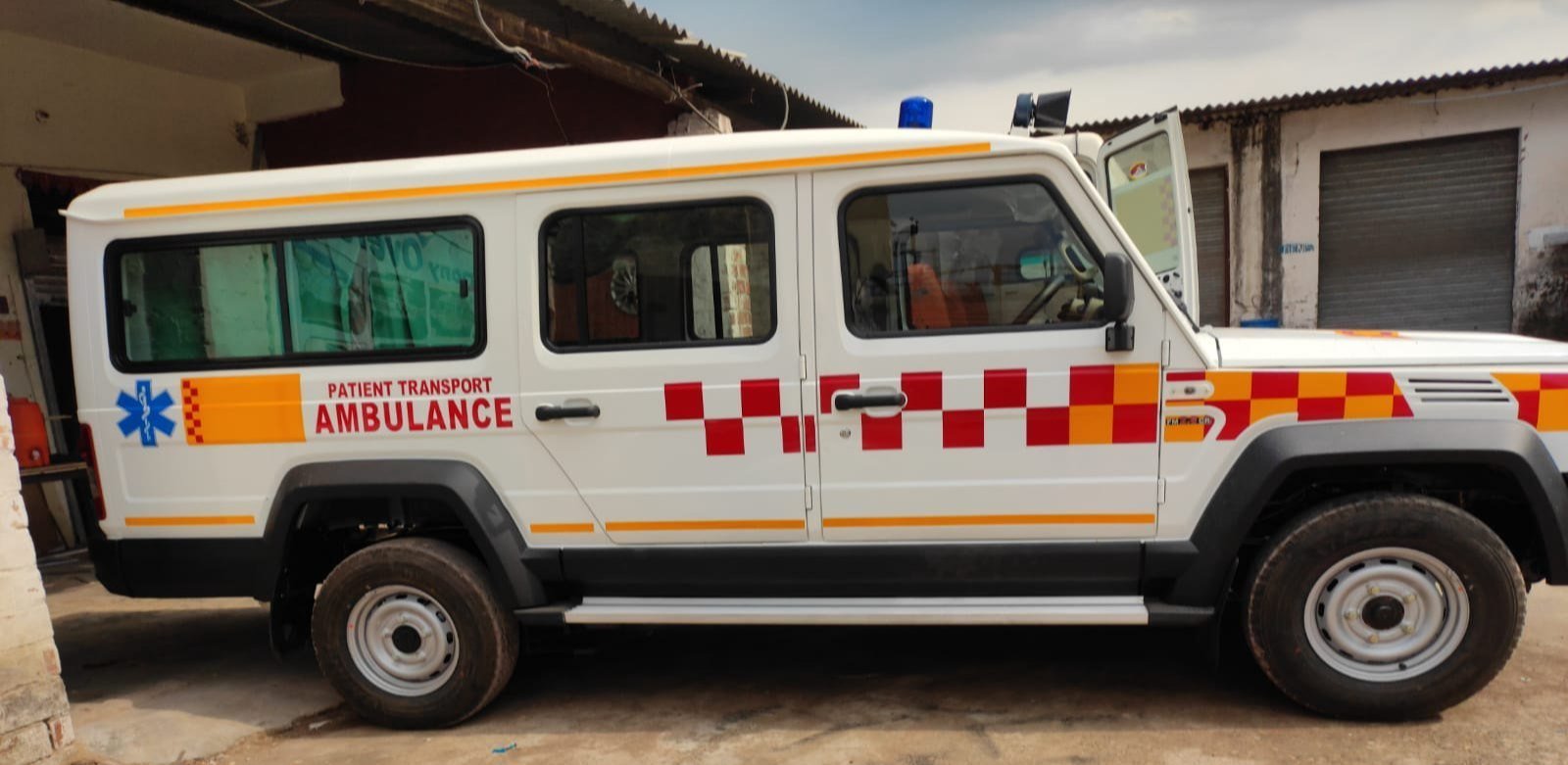 AC / Non-AC Ambulance